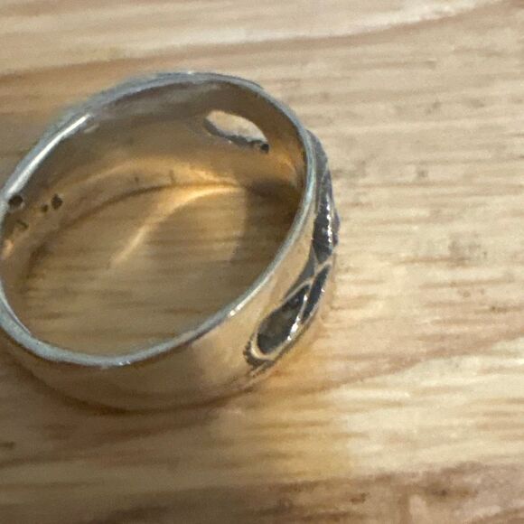 Sterling Silver Ring, NEW, size 7.5, Handmade, Artisan, Wedding Band - Picture 5 of 7